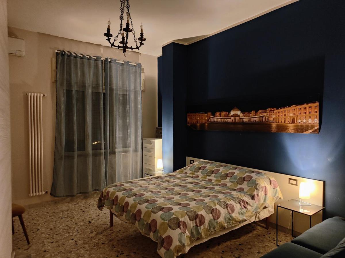 La Dimora Dell'Avvocato Apartment Наполи Екстериор снимка