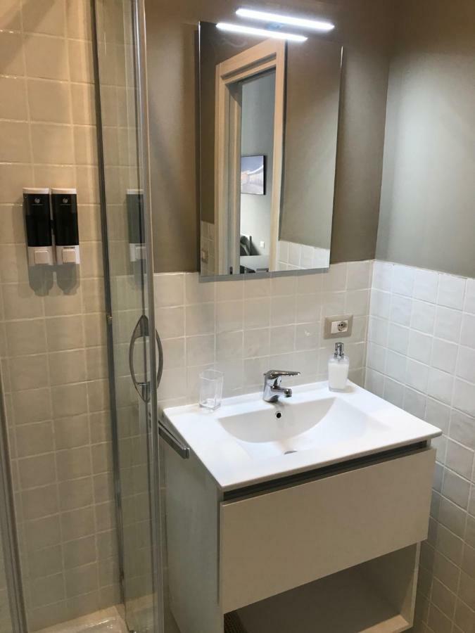 La Dimora Dell'Avvocato Apartment Наполи Екстериор снимка