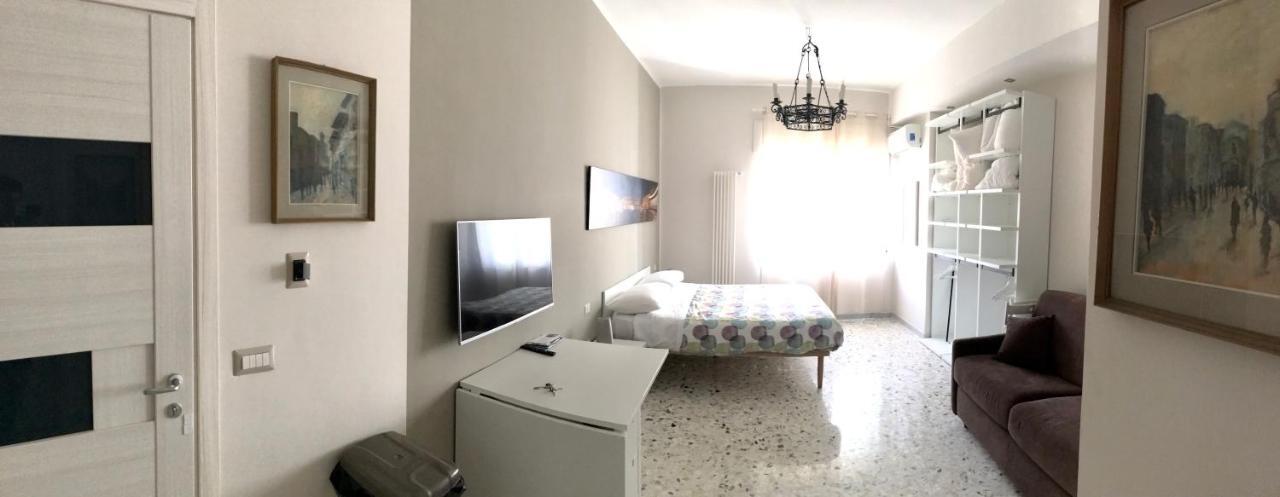 La Dimora Dell'Avvocato Apartment Наполи Екстериор снимка